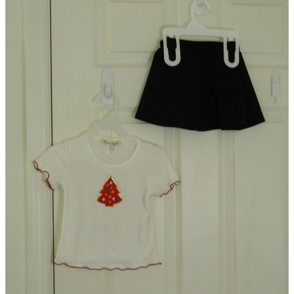 Christmas Outift for Girls Black Skirt and White Tee with Tree Set 2T NWOT